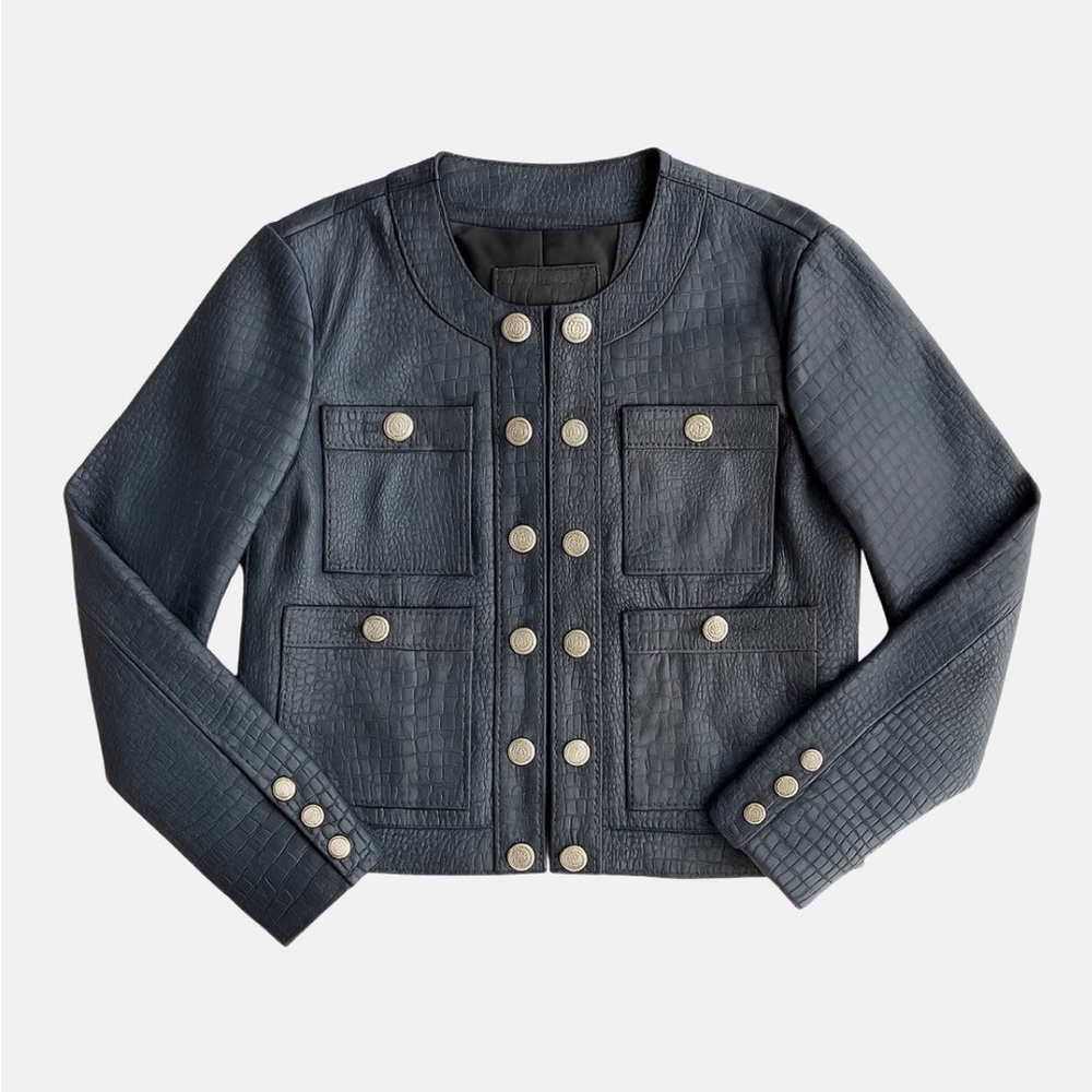 11 UPTOWN
THE LADY LEATHER JACKET | SMOKE EMBOSSED